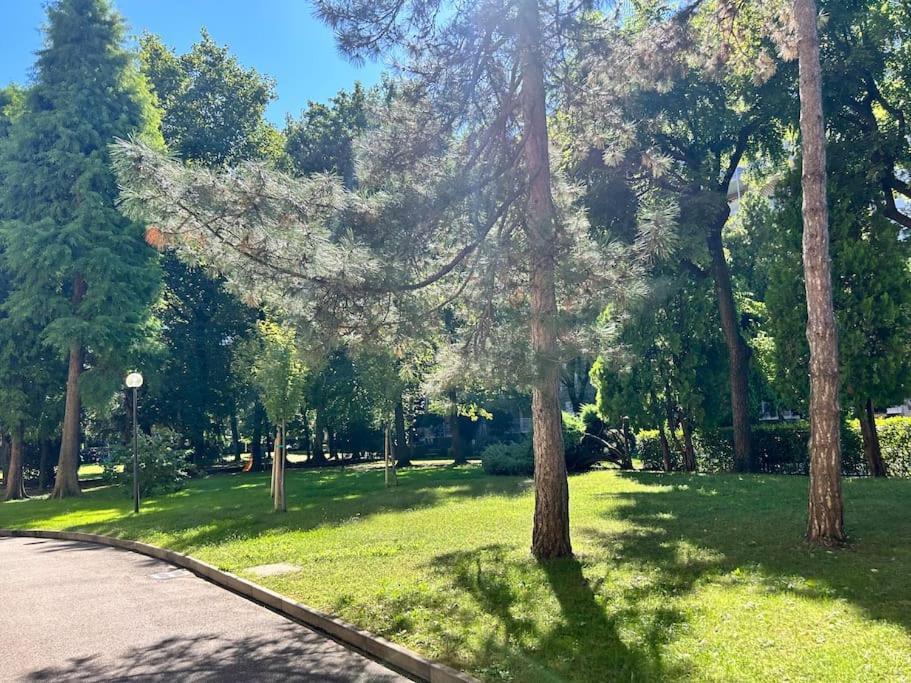 3 Bedrooms Flat Fully Equipped With Pool & Tennis Apartment Milan