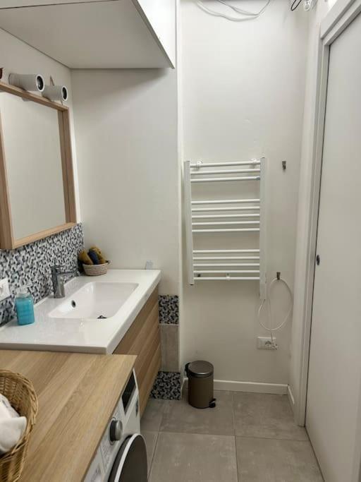 3 Bedrooms Flat Fully Equipped With Pool & Tennis Milan